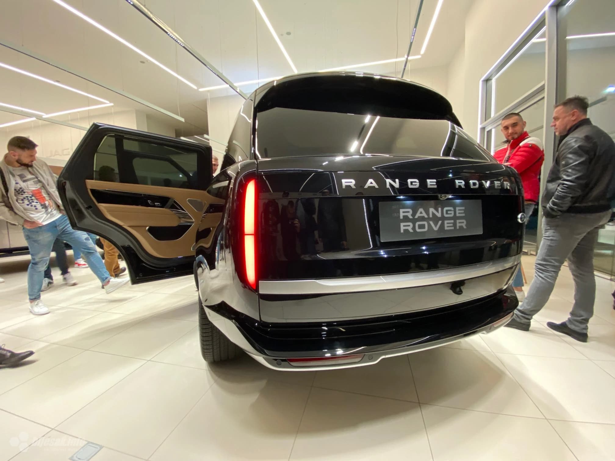 Novi Range Rover stigao u BiH