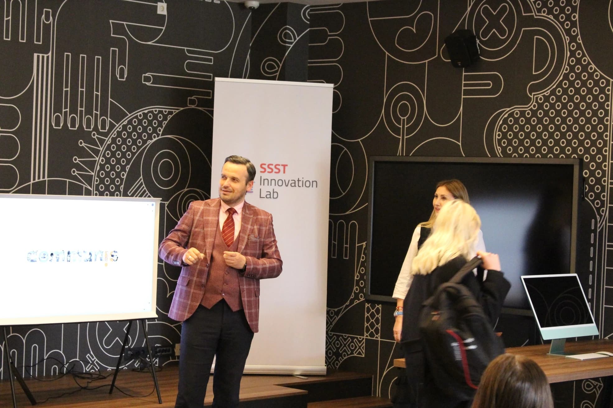 Tim agencije Communis održao predavanje studentima Univerziteta SSST