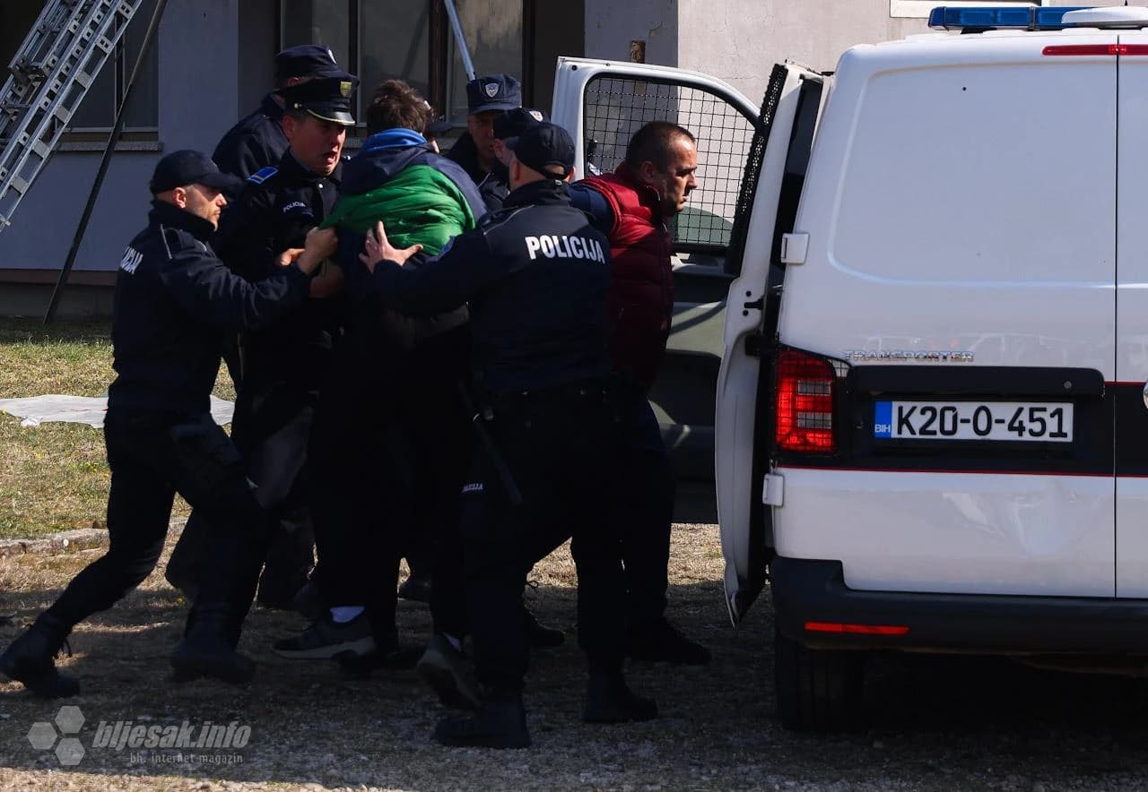 Vježba simulacije potresa s požarom i urušavanjem krova u Mostaru