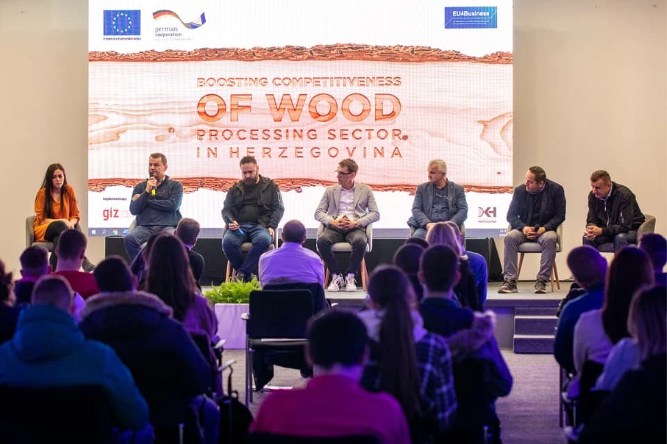 Važnost digitalizacije i korištenja računalnih alata u drvnoj industriji