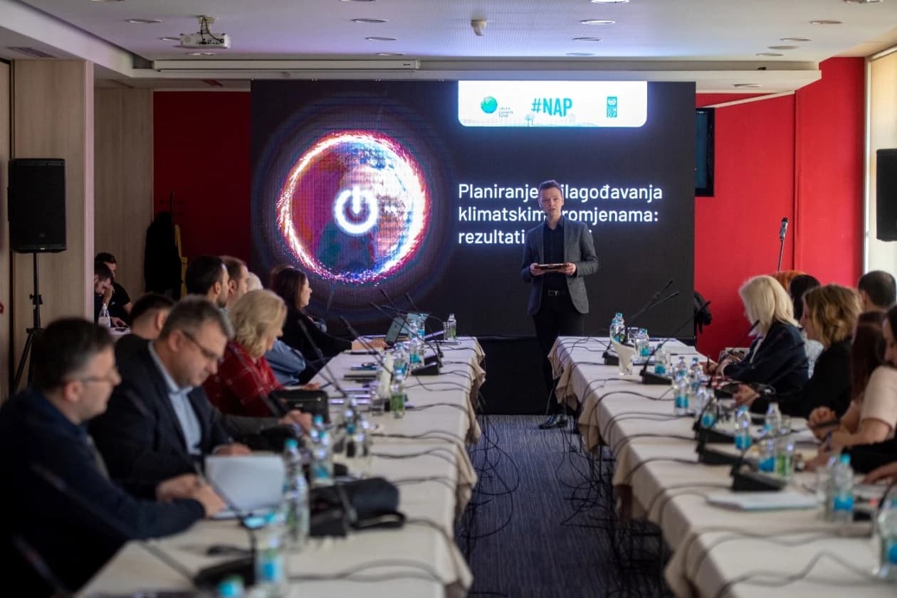 U Tesliću održan okrugli sto na temu prilagođavanja klimatskim promjenama u Bosni i Hercegovini