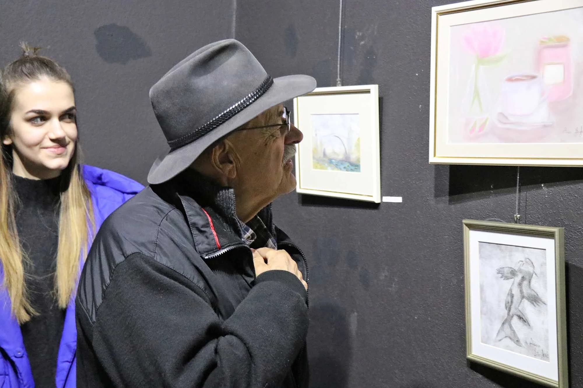 Polaznici tečaja 'Crtamo i slikamo' predstavili svoje radove