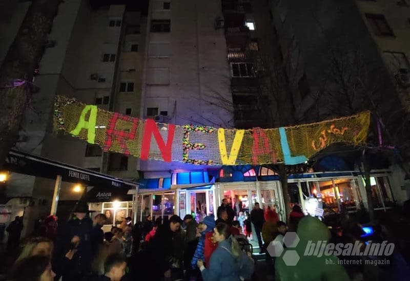 Završni dio Karnevala u mostarskom Centru 2