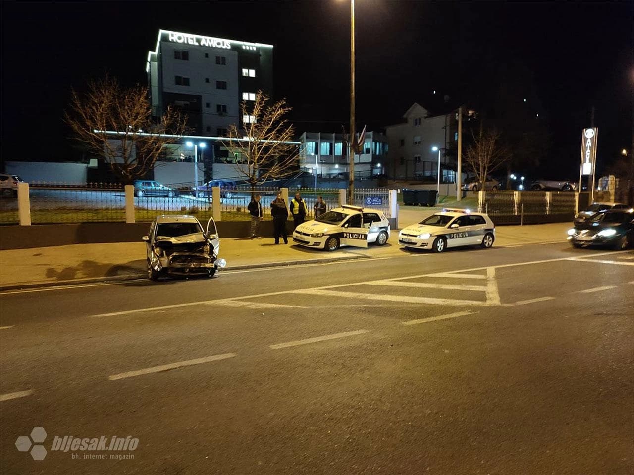 Jedna osoba ozlijeđena u prometnoj u Mostaru