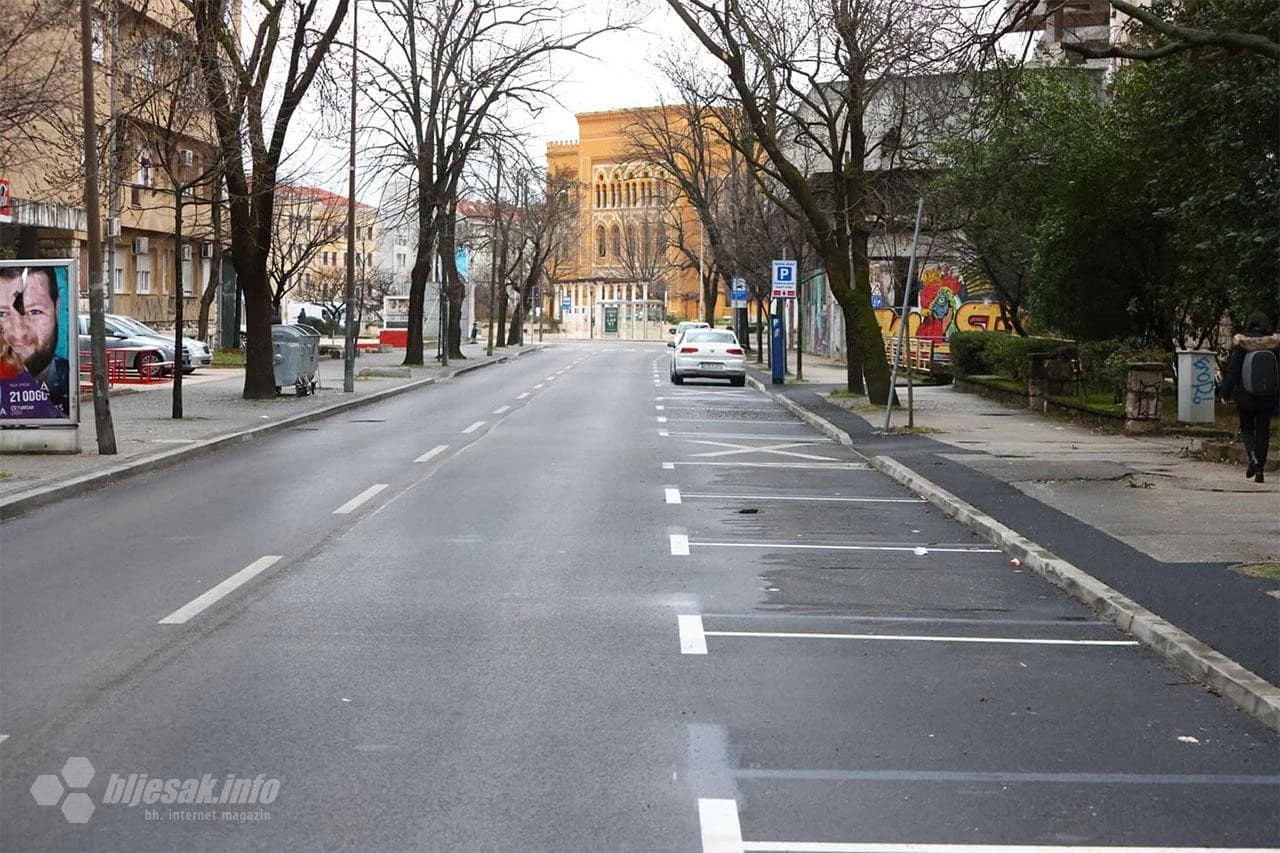 Prazna parking mjesta prvog dana naplate u Mostaru