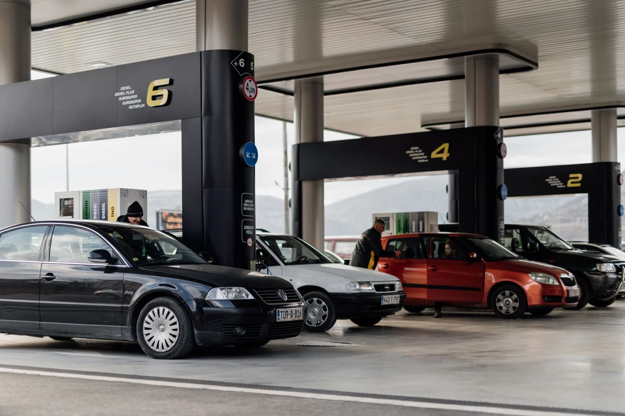 U Mostaru svečano otvorena benzinska pumpa EOL PETROL