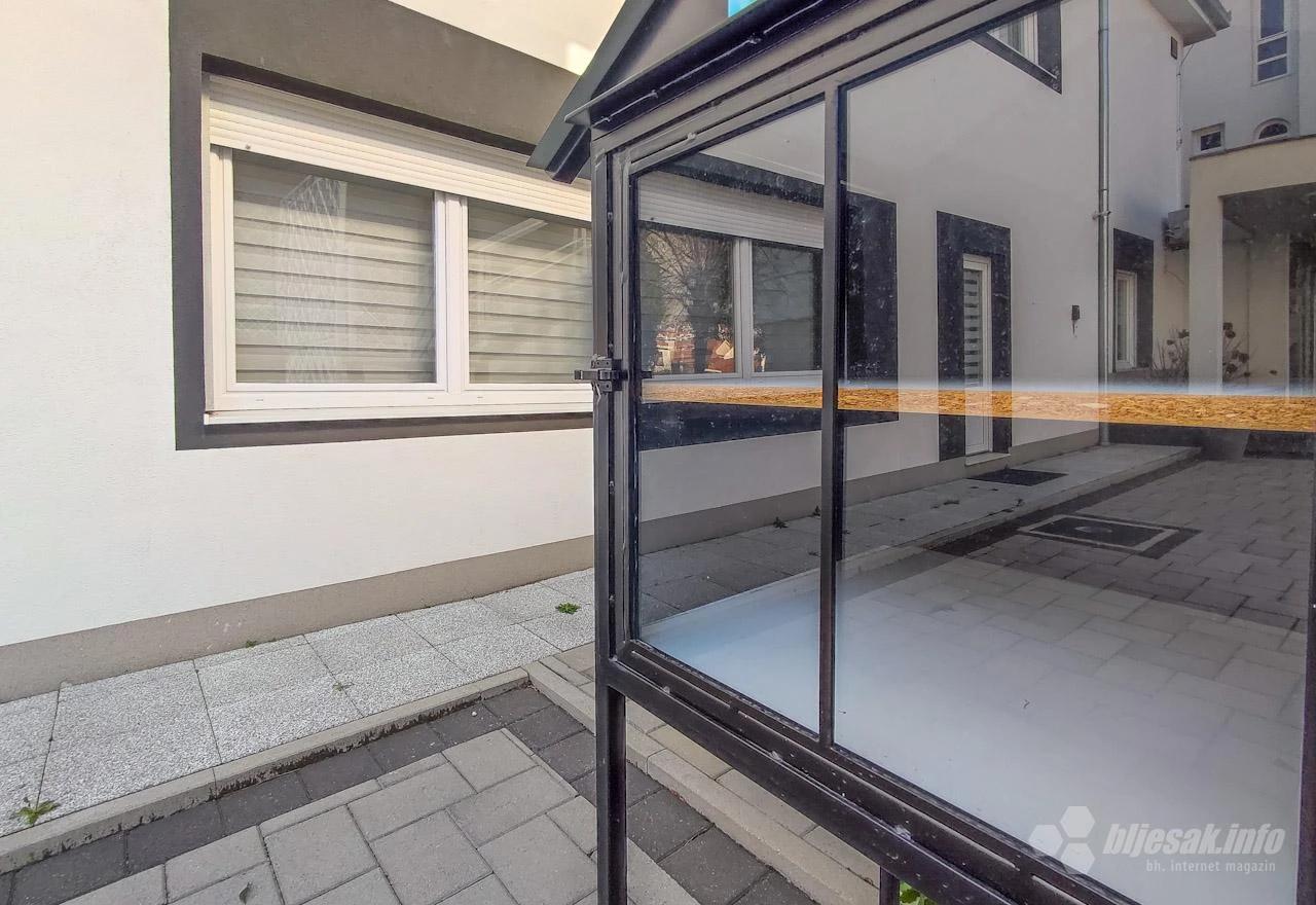 Male ulične biblioteke u Mostaru