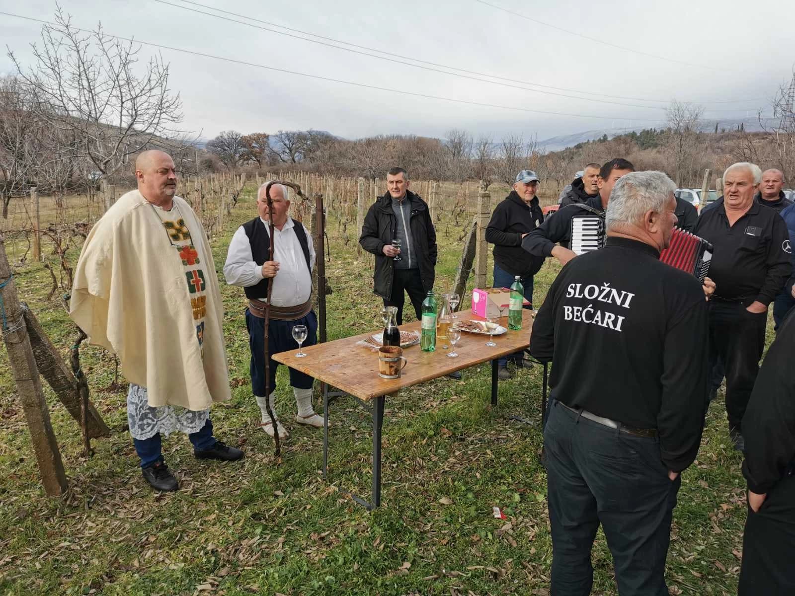 Na Buni nastavljena tradicija slavljenja blagdana sv. Vinka zaštitnika vinara i vinogradara