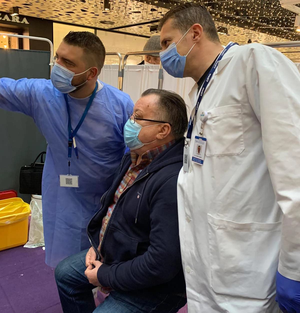 Treću dozu primio i Halid Bešlić