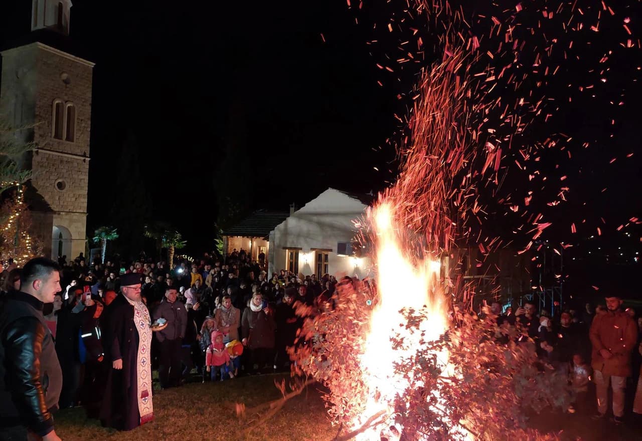 Badnjaci naloženi i u Žitomisliću