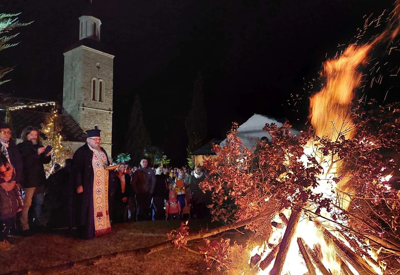 Badnjaci naloženi i u Žitomisliću