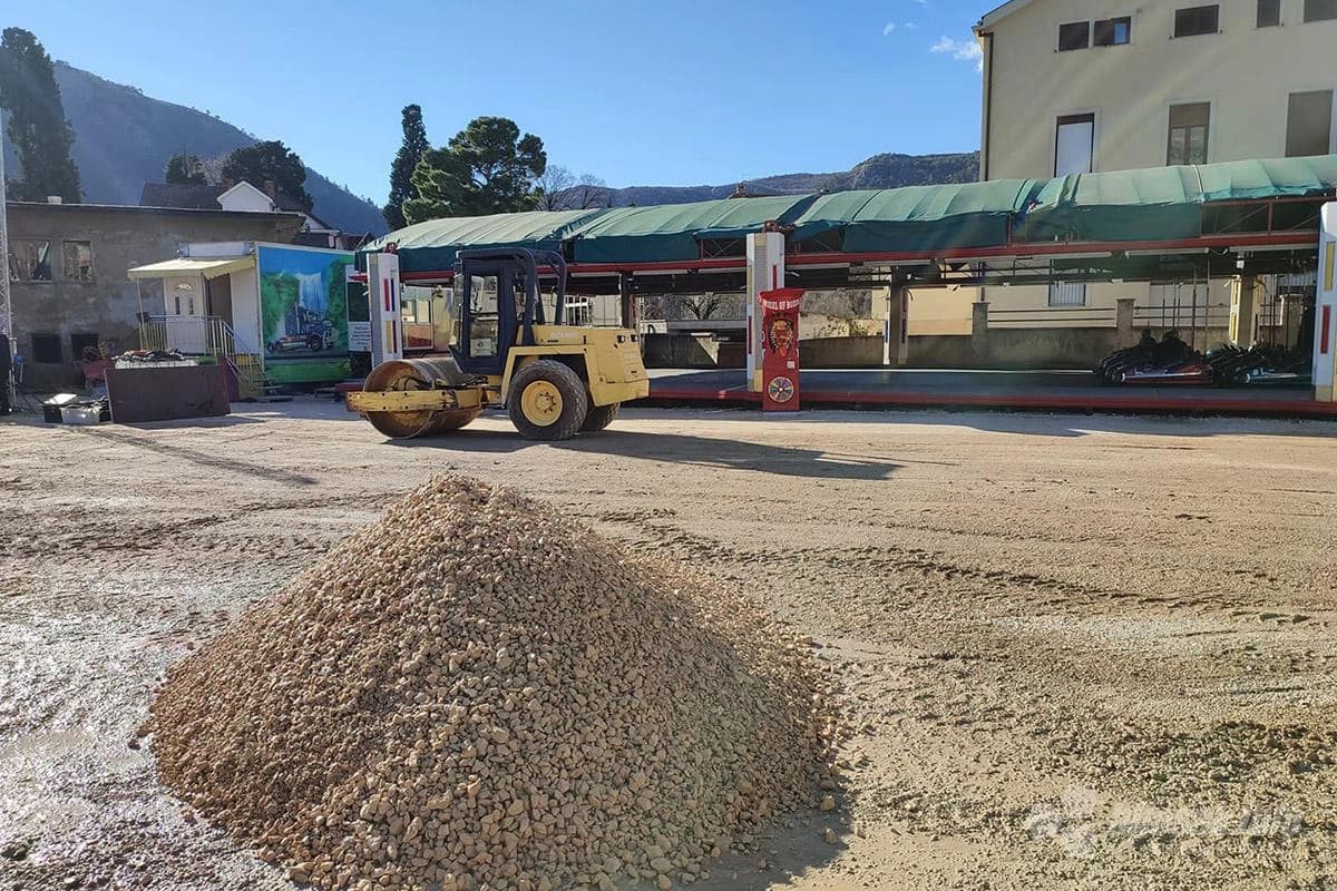 Priprema terena za doček Nove godine u Mostaru