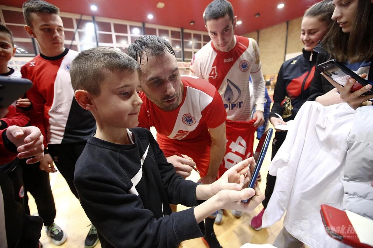 Rukometni all-star u Mostaru okupio velika imena