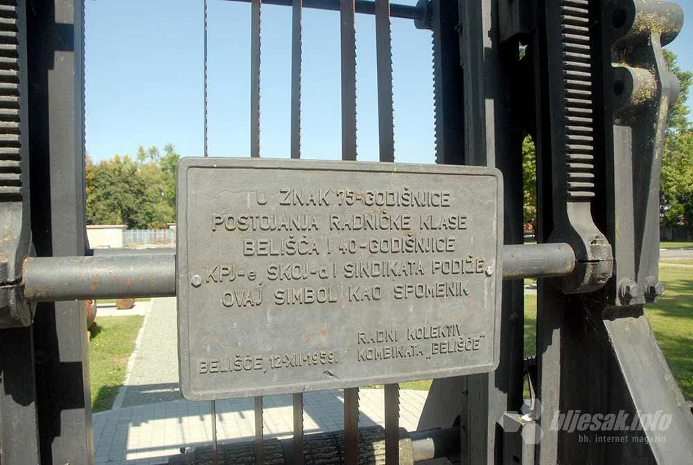 Tekst na gateru iz 1884.