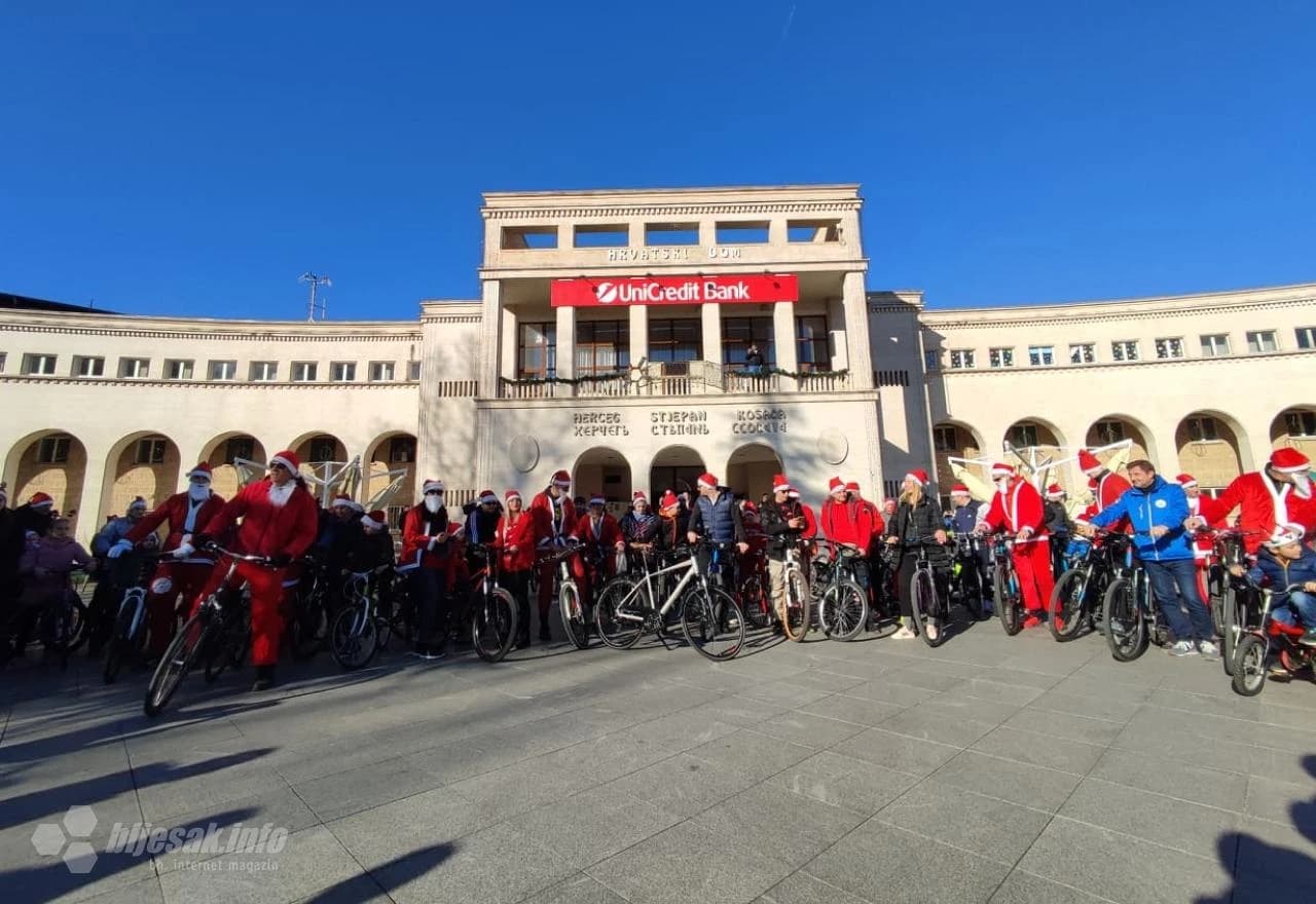 Crvene kapice se provozale Mostarom: Sreća, osmijesi i mnoštvo poklona 
