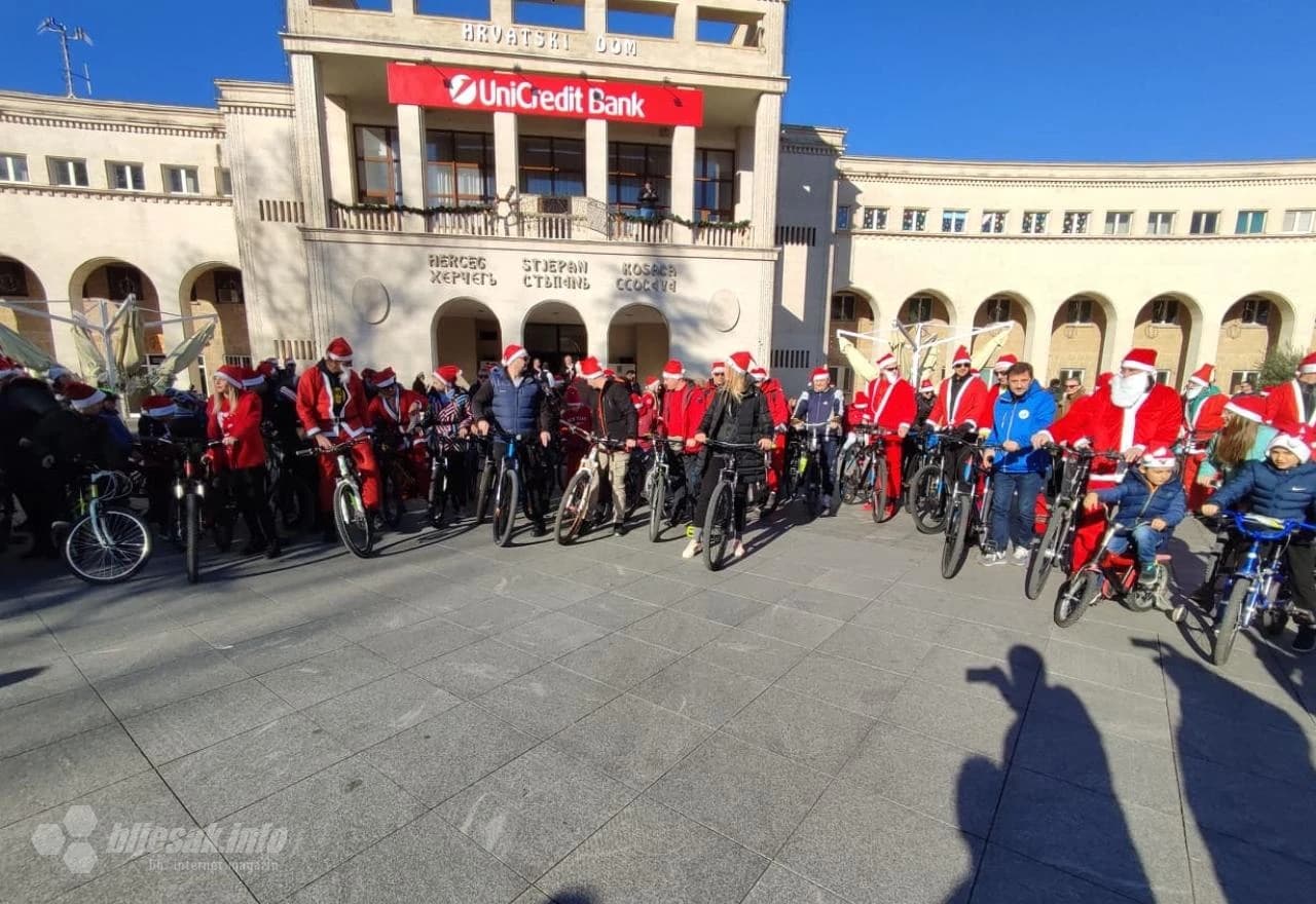 Crvene kapice se provozale Mostarom: Sreća, osmijesi i mnoštvo poklona 