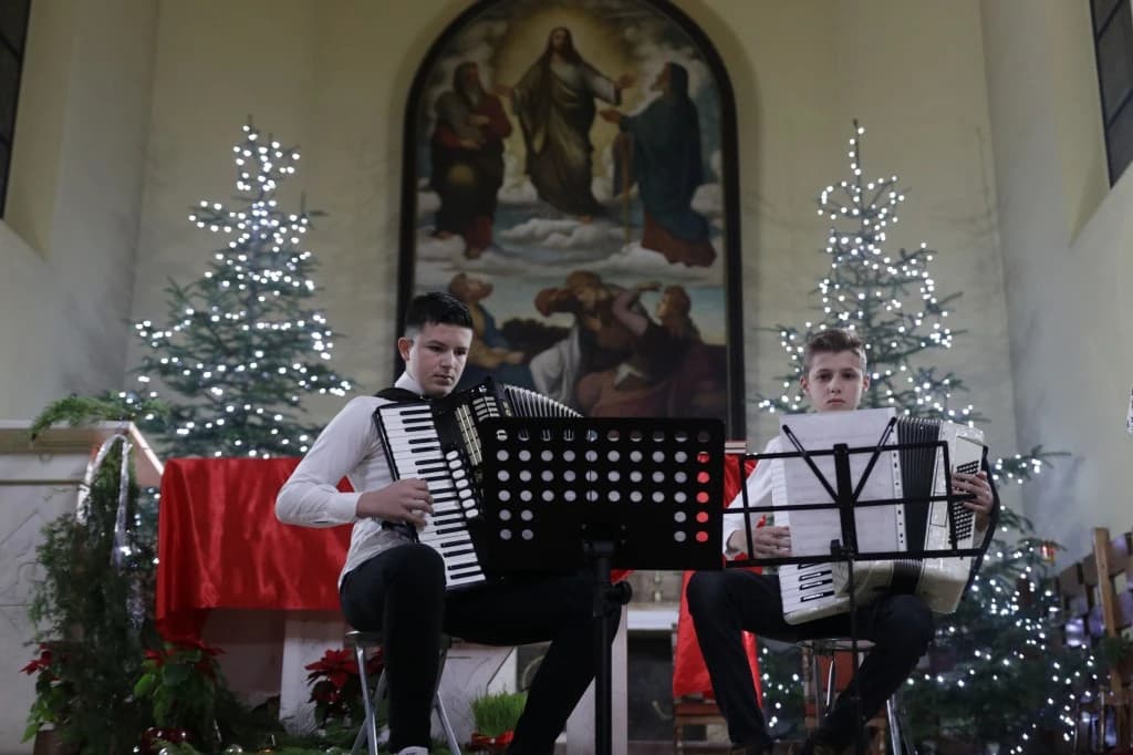 Božićni koncert u Busovači dar sugrađanima i gostima