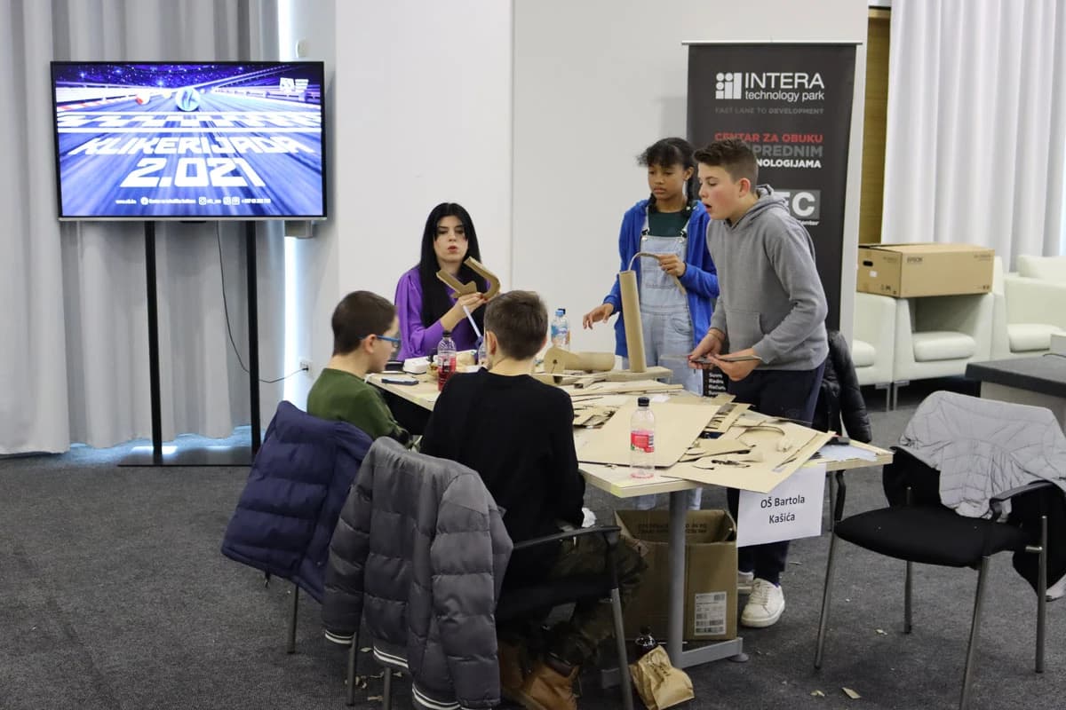 Klikerijada 2021: Mostarski osnovnoškolci pokazali kreativnost i inovativnost