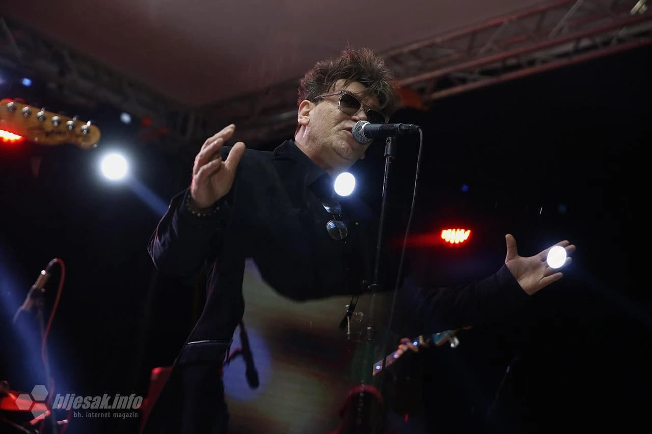 Crvena Jabuka u Mostaru 