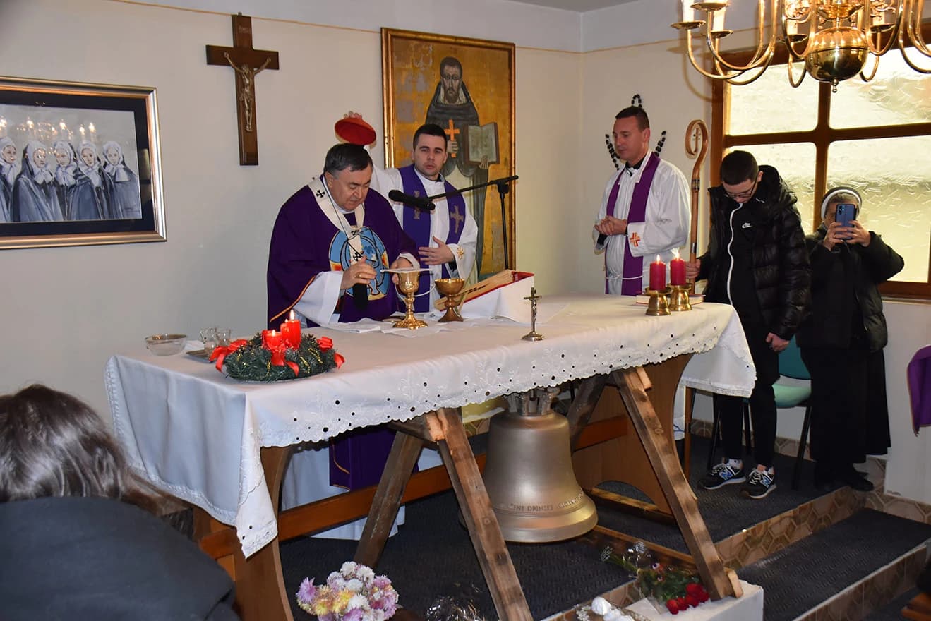 Blagoslovljeno zvono buduće crkve Drinskih mučenica u Goraždu