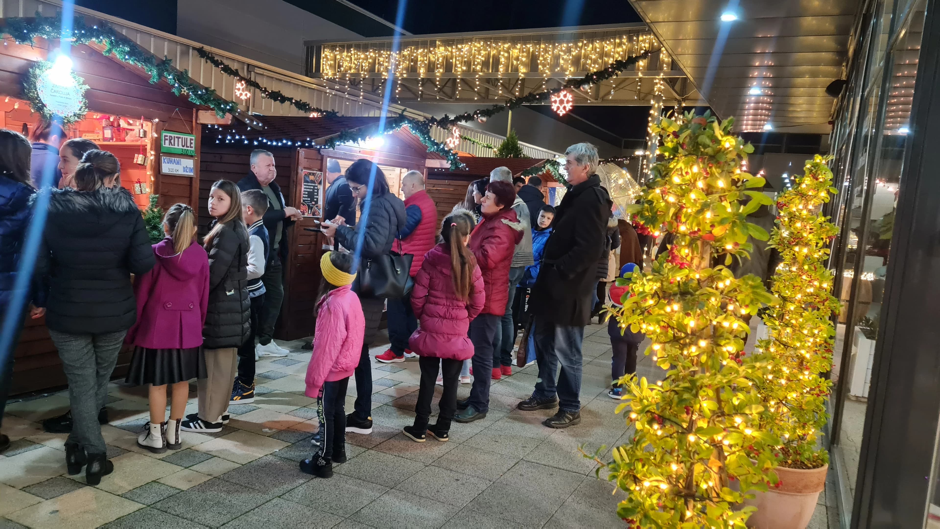 Tradicionalni Advent u Park and Shop - Međugorje
