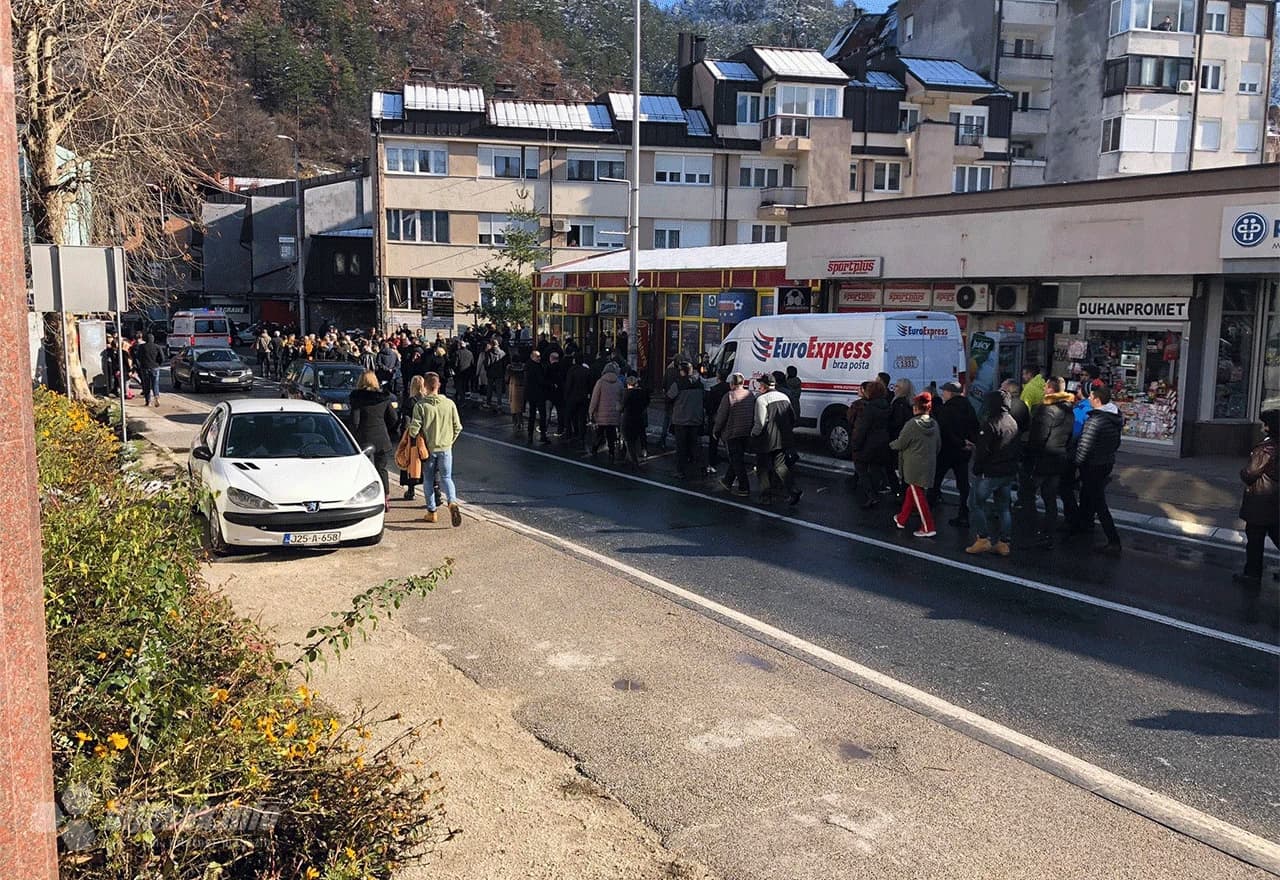 Prosvjed medicinskih djelatnika u Konjicu 