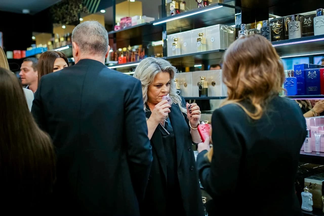 U Mostaru svečano otvorena Luxury parfumerija
