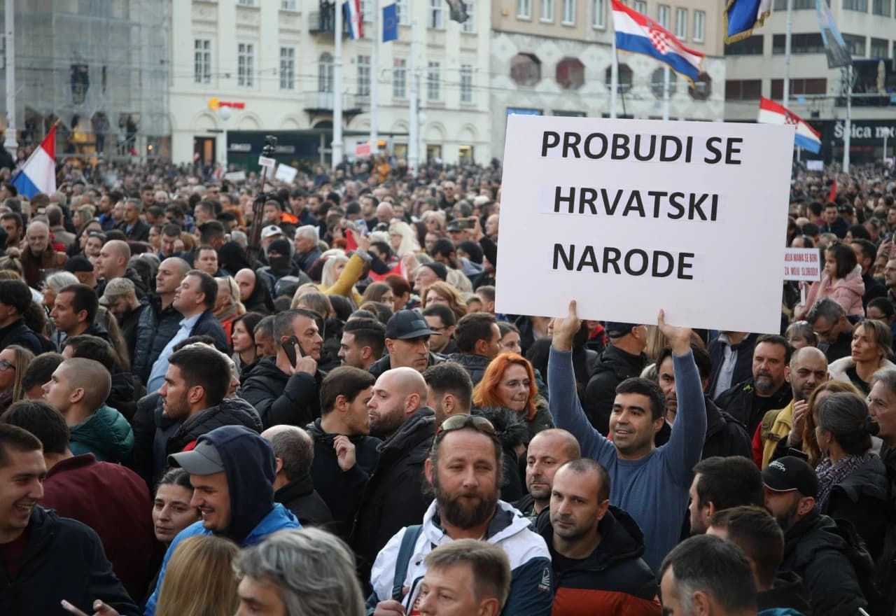 Prosvjed protiv covid-mjera u Zagrebu