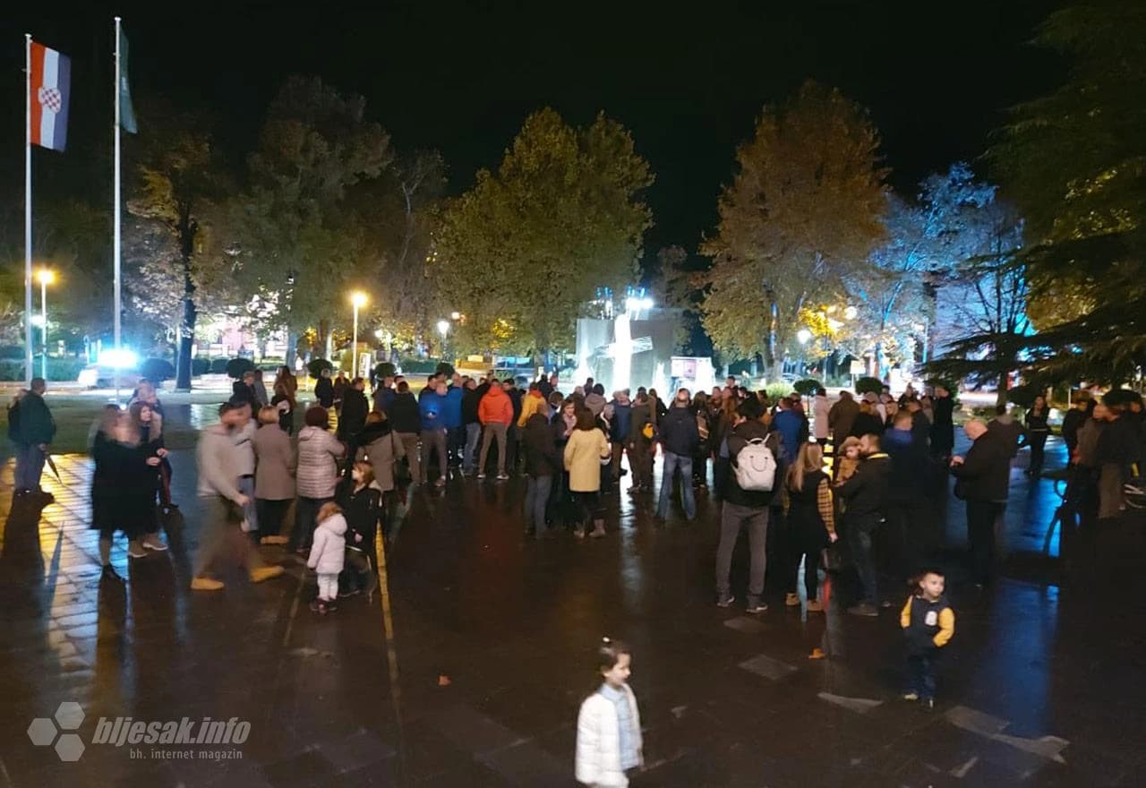 U Mostaru prosvjed protiv covid mjera