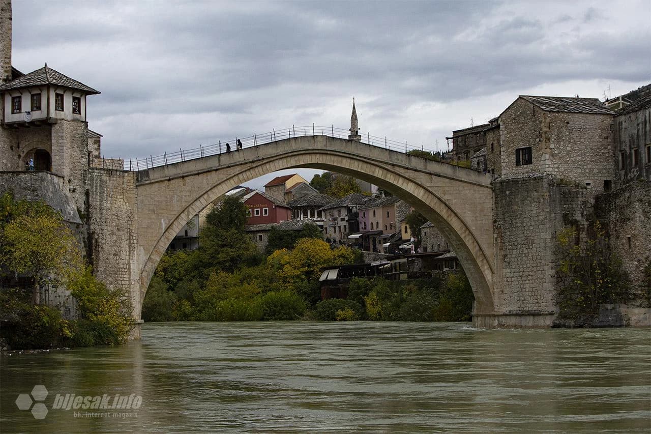 Neretva ispod Starog mosta