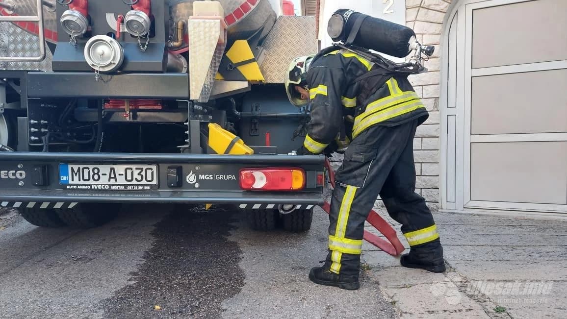 Požar na kući u Mostaru