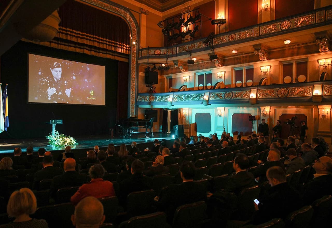 Akademija organizirana u Sarajevu povodom 18. godišnjice smrti Alije Izetbegovića