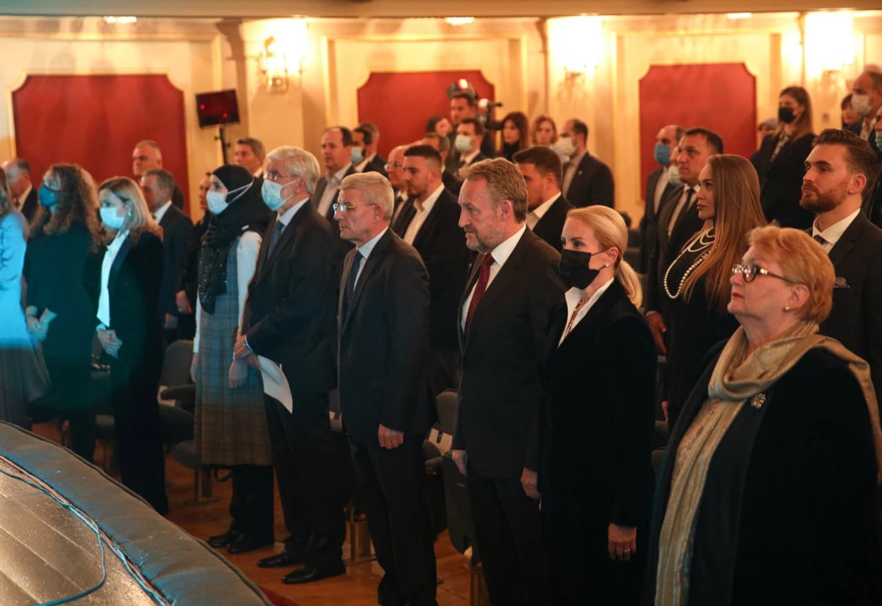 Akademija organizirana u Sarajevu povodom 18. godišnjice smrti Alije Izetbegovića