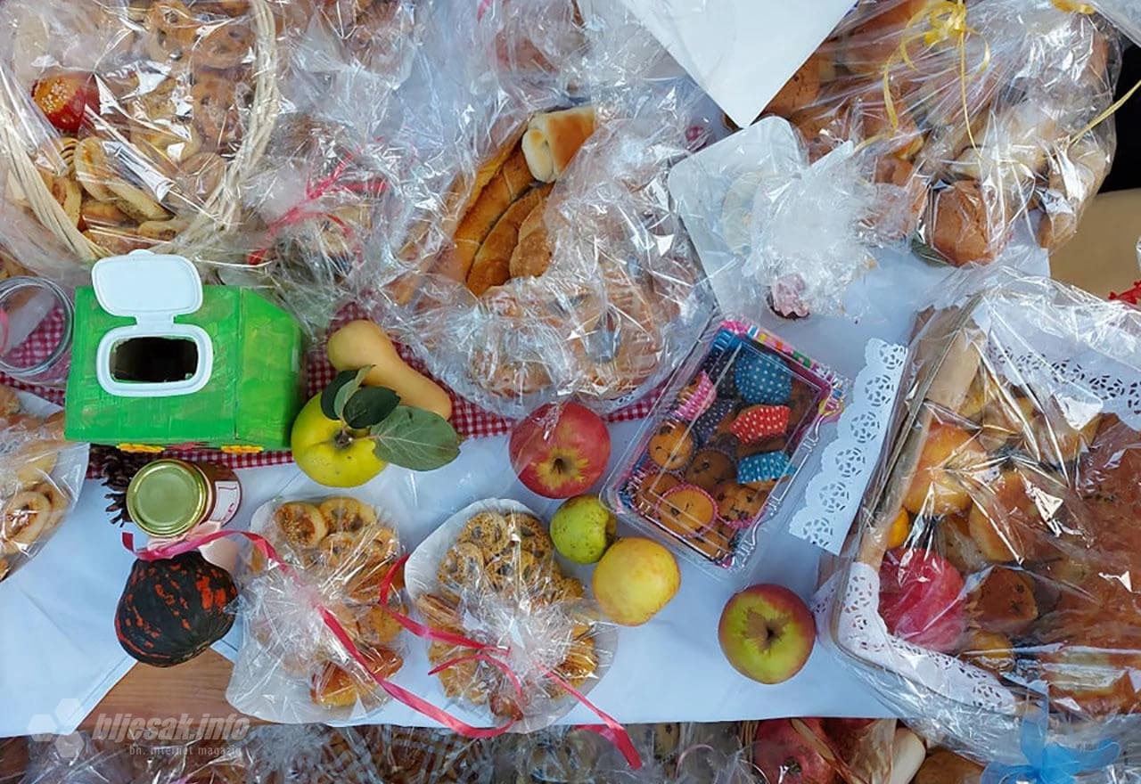 Mostarska Šetnica 'zatrpana' pecivima i najfinijim slasticama 