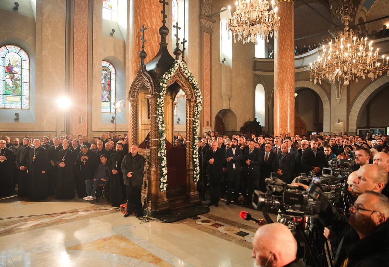 Patrijarh Porfirije služio liturgiju u Sabornoj crkvi u Sarajevu