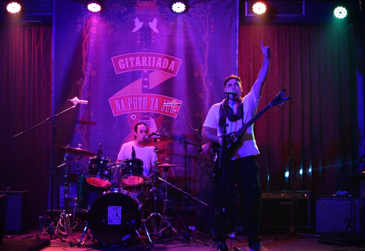 7. gitarijada "Na putu za jug"