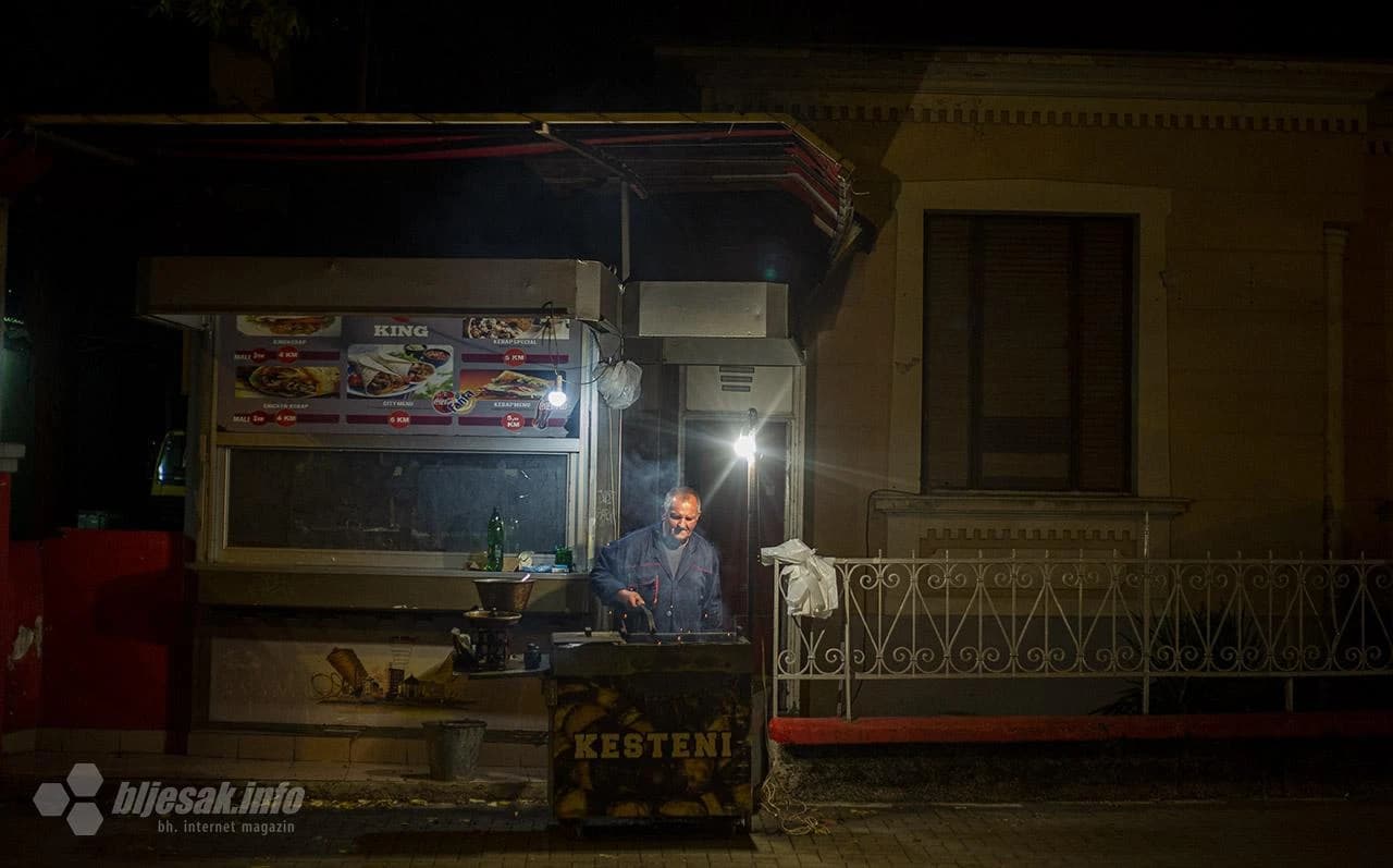 Prvi ovogodišnji pečeni kesteni zamirisali Mostarom