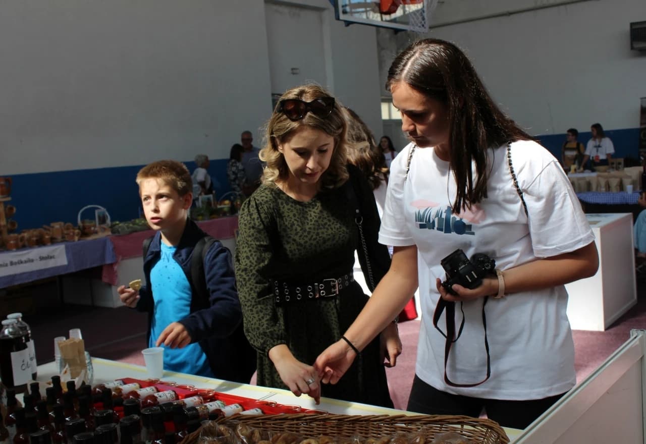 Izlagači iz regije ''zasuli'' Stolac plodovima Mediterana