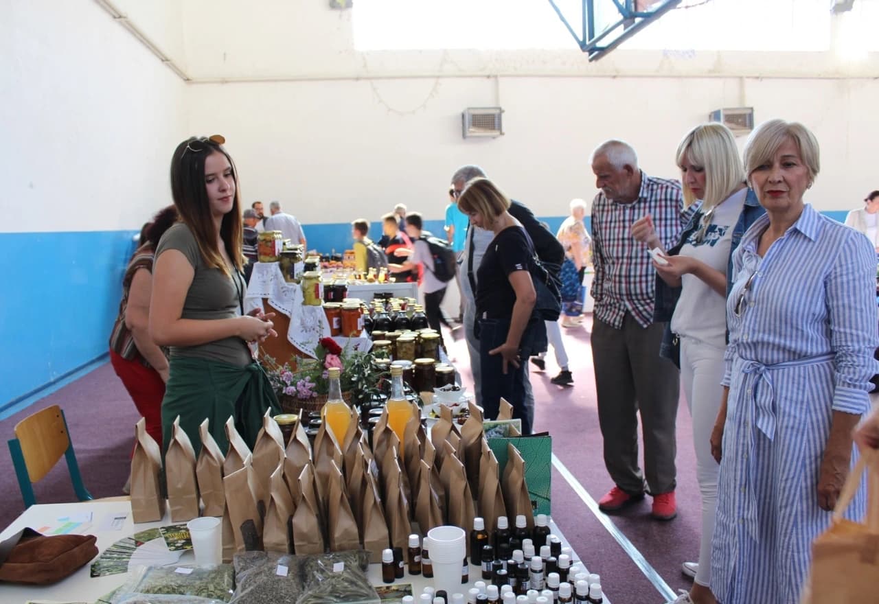 Izlagači iz regije ''zasuli'' Stolac plodovima Mediterana