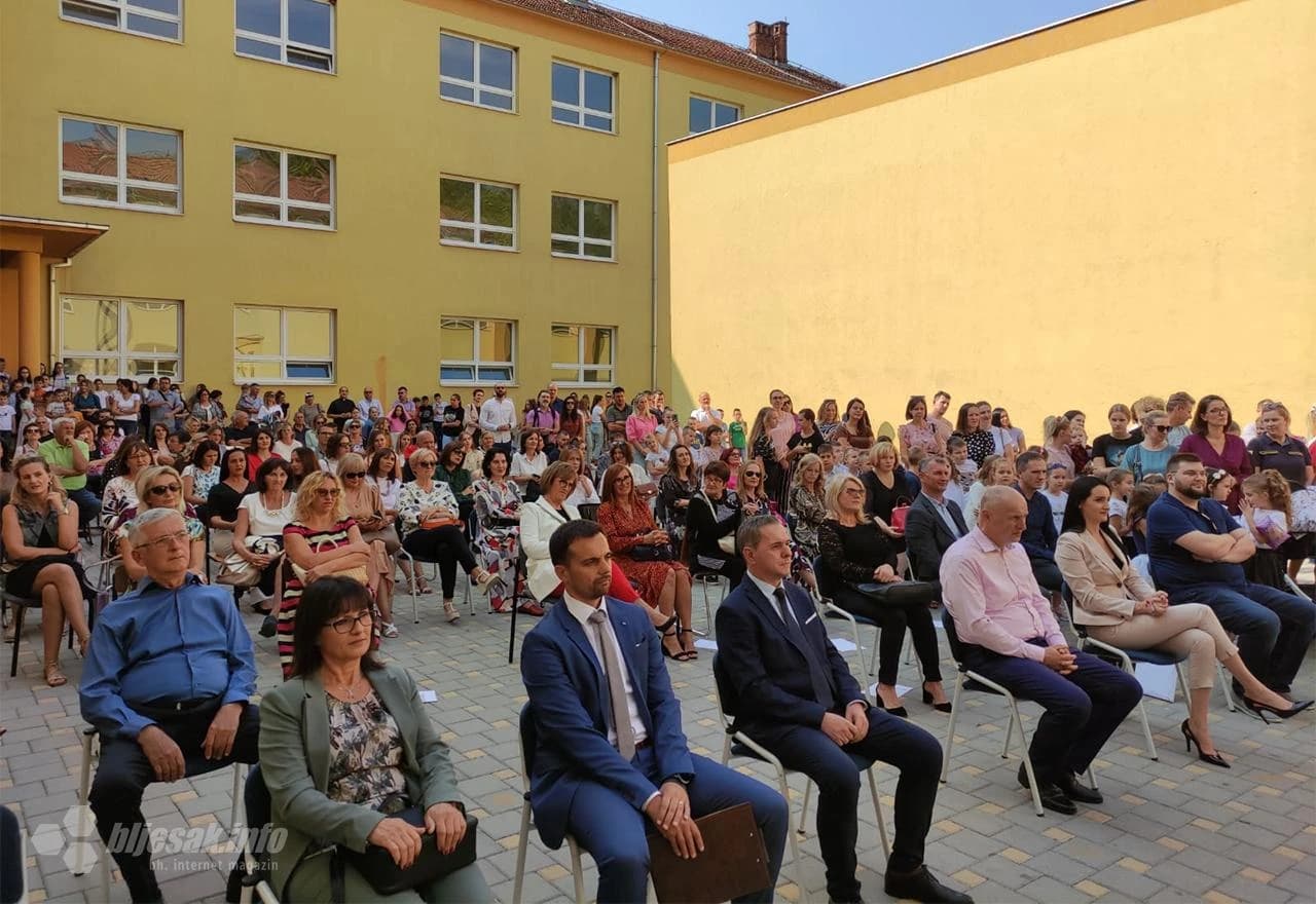 Čapljina: Učenici proslavili Dan O. Š. Vladimir Pavlović