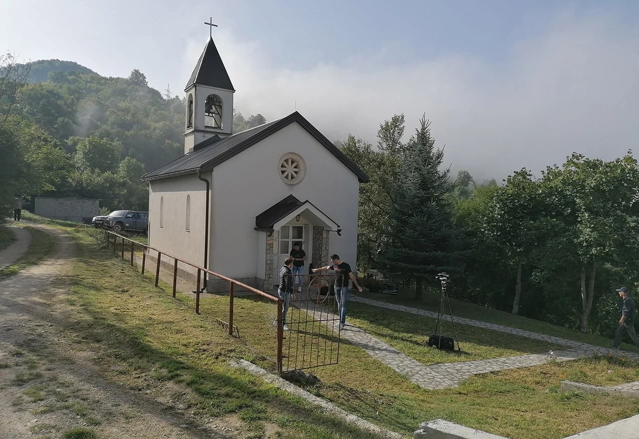 U Radešini služena sveta misa i održan je blagoslov Spomen obilježja