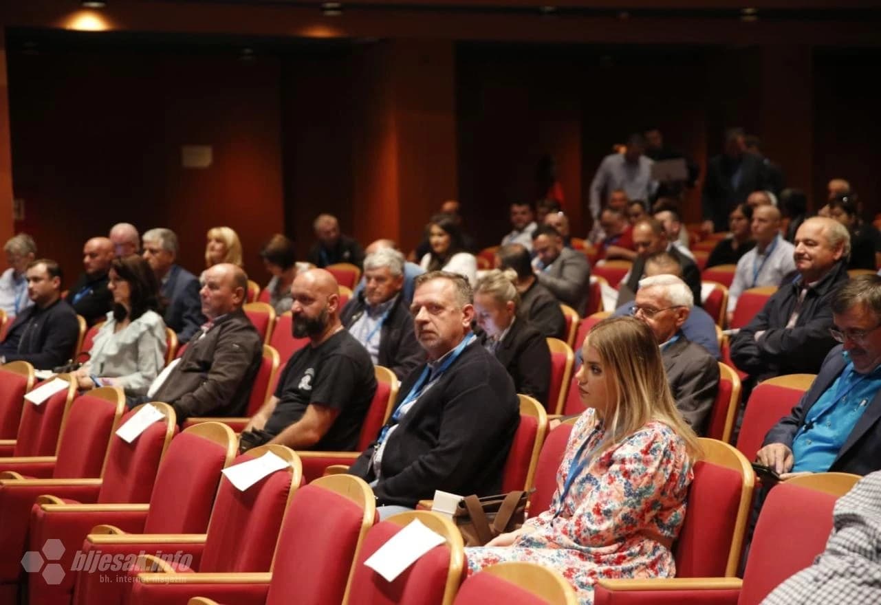 Izborni sabor Hrvatske demokratske zajednice 1990