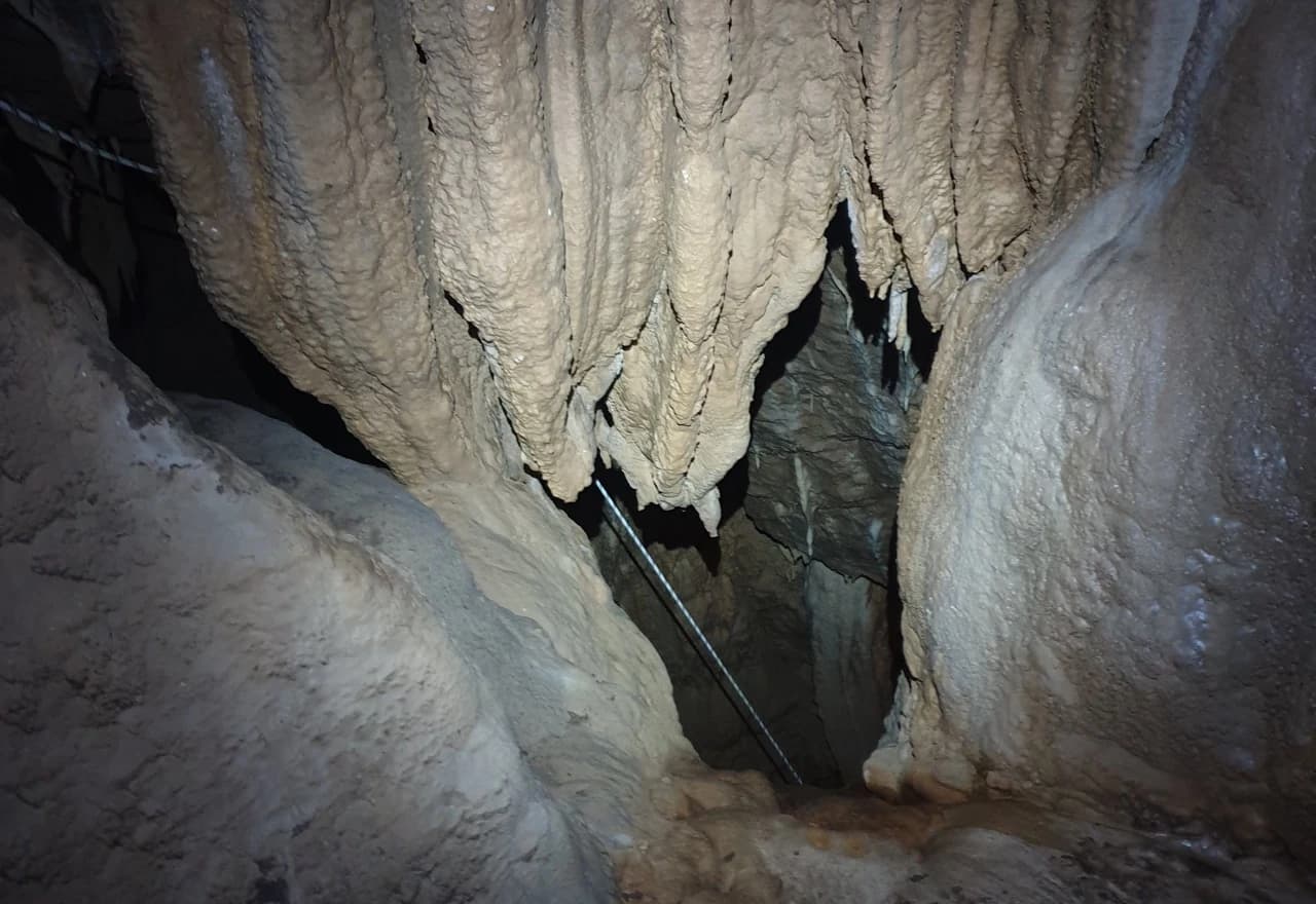 Prve fotografije unutrašnjosti