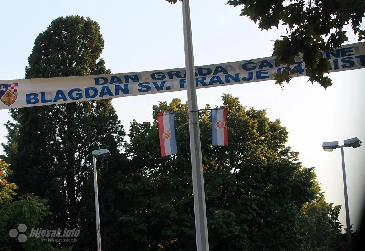 Zastave HRHB u Čapljini