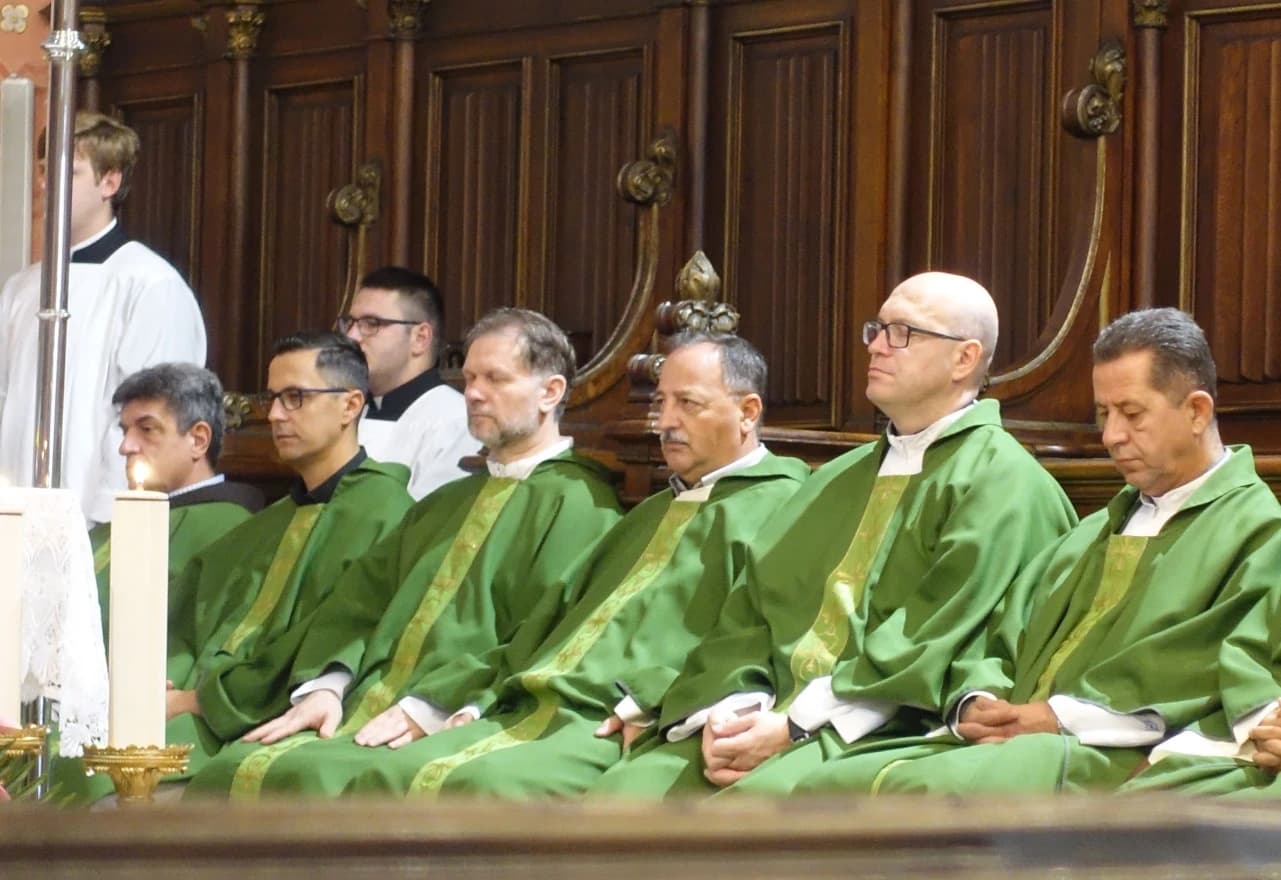 Nadbiskup Luigi Pezzuto proslavio zlatnu Misu   