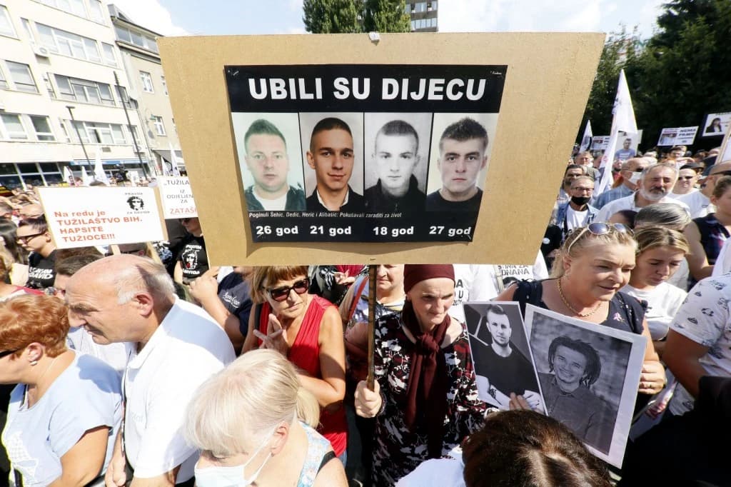 U Sarajevu održani prosvjedi 'Pravda za Dženana i Davida'