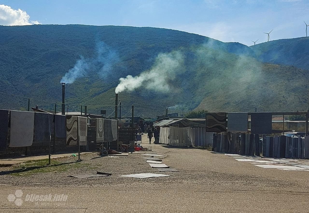 Mostarci pohrlili na tržnicu u Vrapčićima