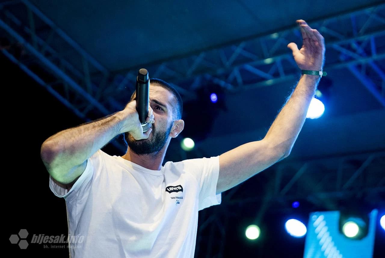 Cunami Flo oduševio publiku energičnim nastupom