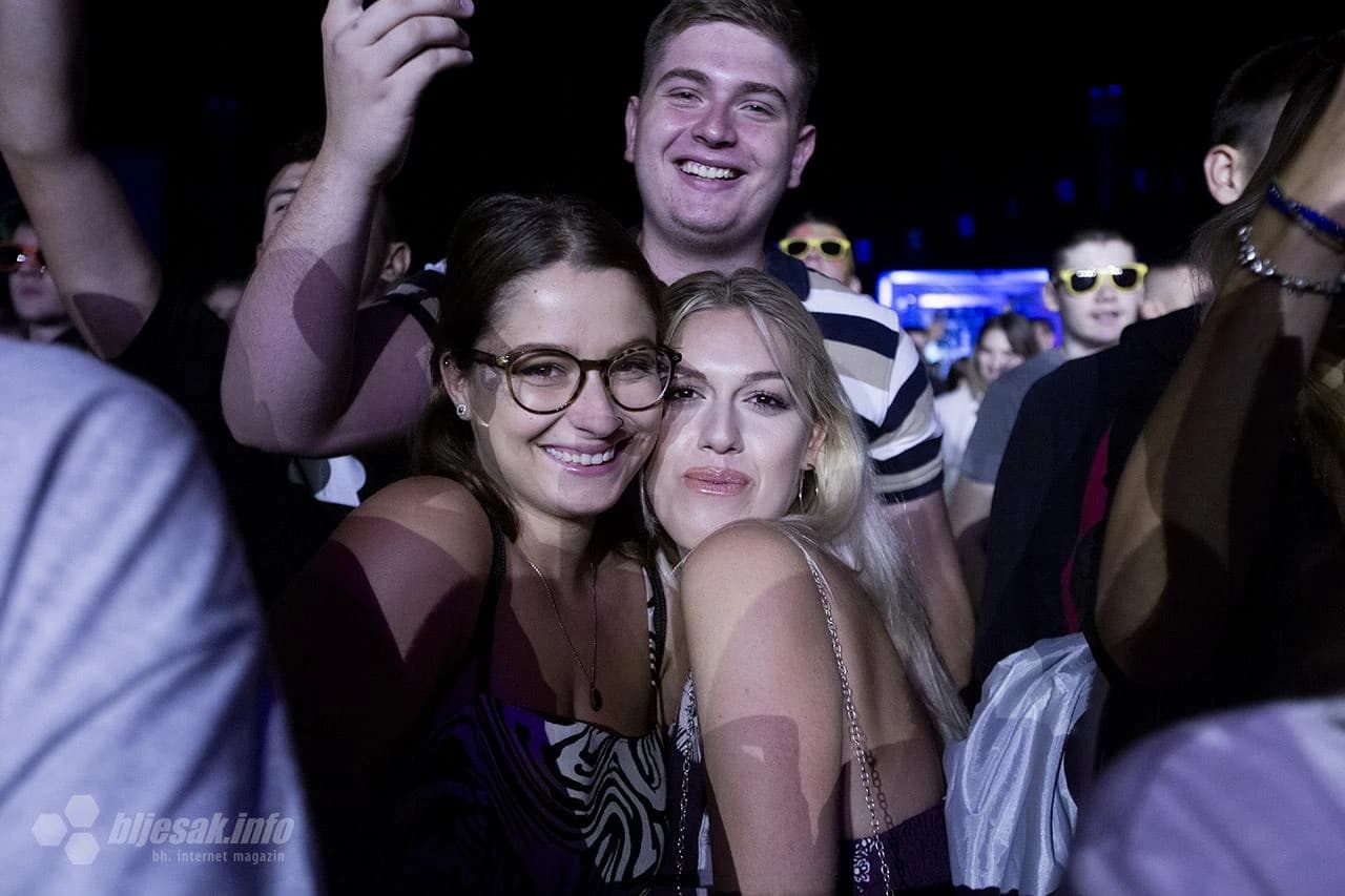 Cunami Flo oduševio publiku energičnim nastupom