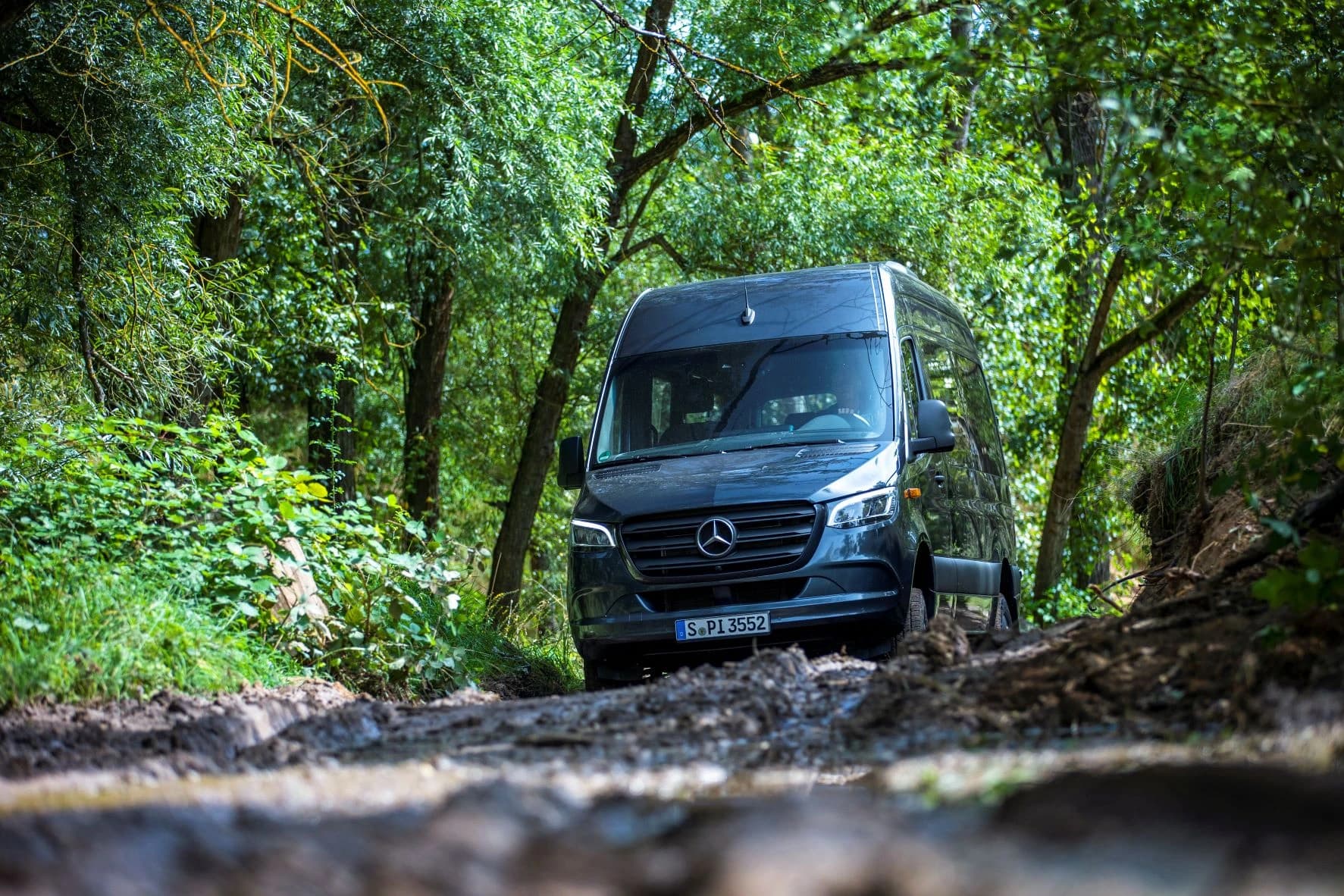 Mercedes-Benz Sprinter: Brži, jači i sigurniji za sve 